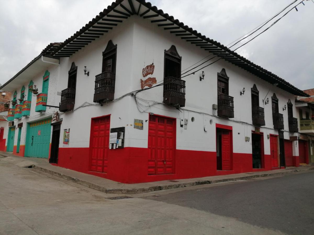 Hotel Europa Ecotours Jardín Exterior foto